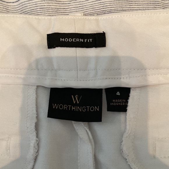 Worthington- White Dress pants. Size 4 - Picture 2 of 2